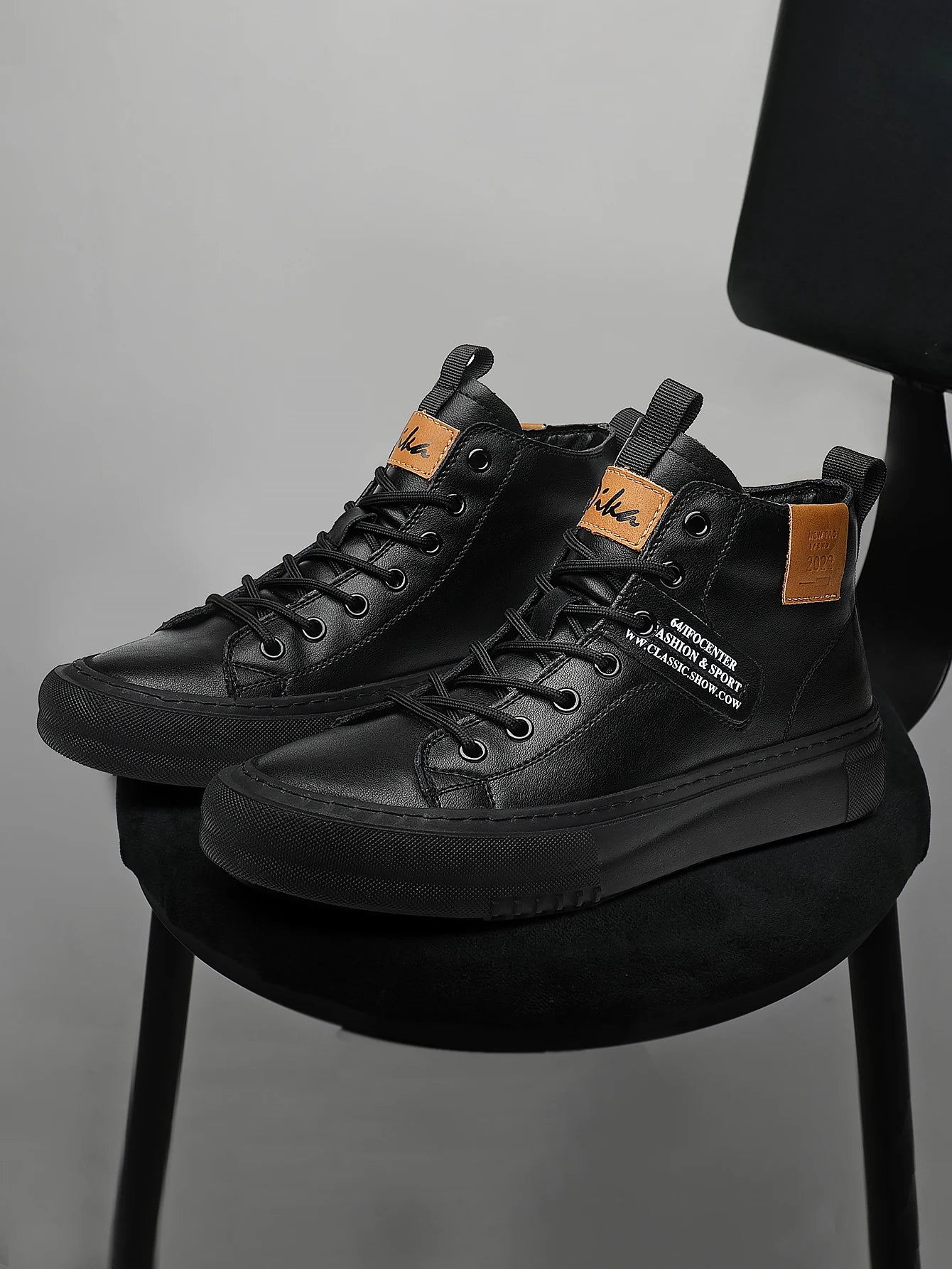 Men's Shoes Autumn and Winter New White Shoes Fashion Sneakers Sports High-Top Trendy Shoes Business Casual Breathable Thick-Soled Shoes Outdoor Casual Shoes