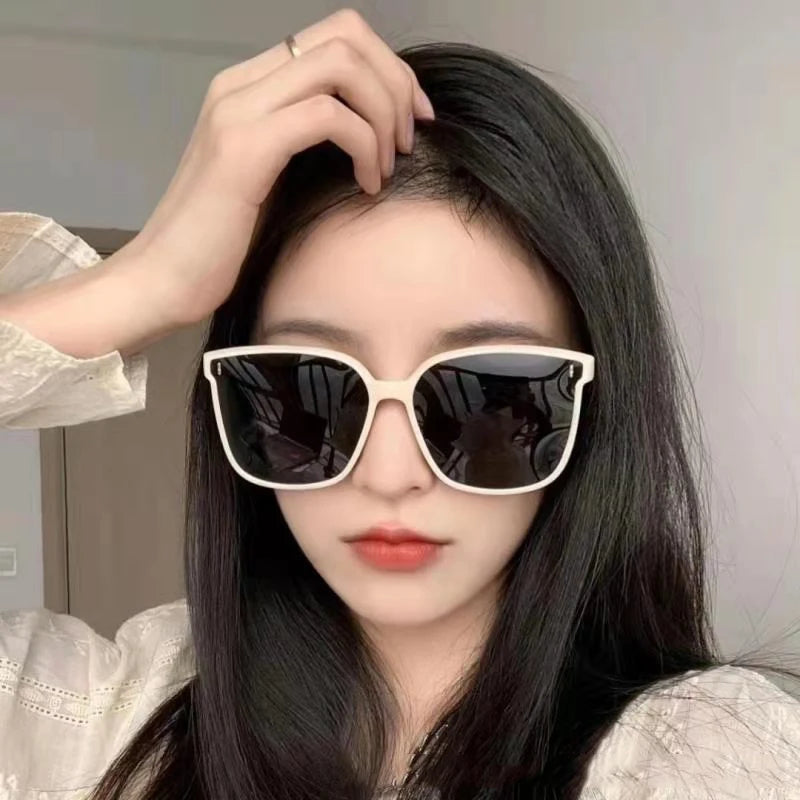 Korean Fashion Black Square Sunglasses Unisex UV400 Trendy Street Style Eyewear
