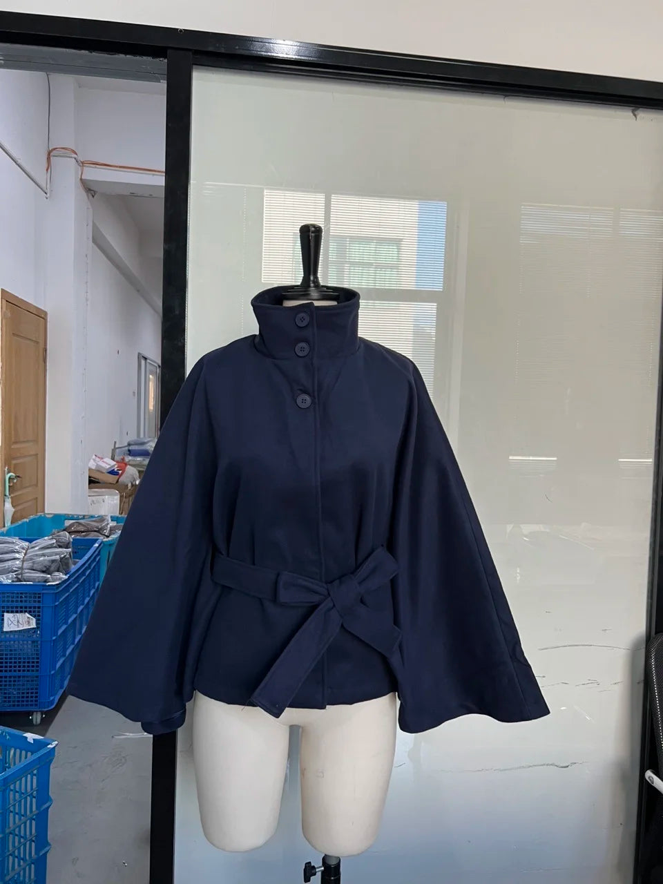 Urban Black Woolen Blend Coats Women Stand Collar Single-breasted Long Sleeve Thick Warm Jacket 2025 Autumn Winter Lady Outwear