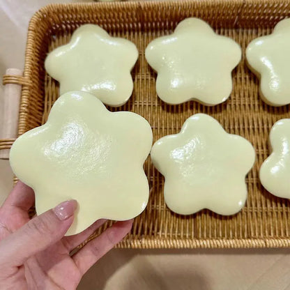 Squishy Simulated Star Cake Squeeze Toy Stress Relief Slow Rising Sensory Fidget for Anxiety ADHD Autism Gift for Kids Adults