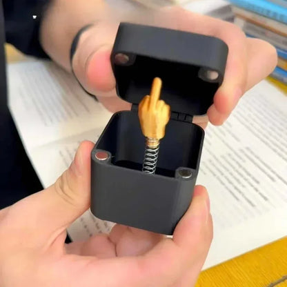 Middle Finger In A Box Out Of The Box Pop-up Middle Finger Gift Box Christmas Gift Boxs Novelty Creative Decor Gifts For Men Kid