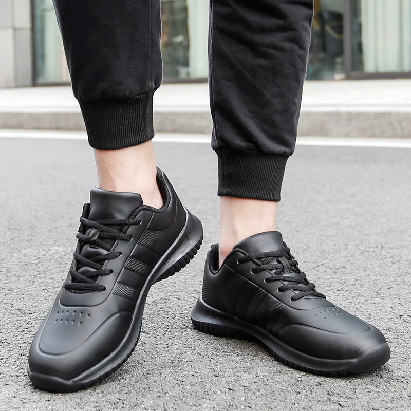 Couple causal Chef Shoes four Season new Lightweight Soft Sole Comfort Oil proof Men and Women's Chef Business Work Leather Shoe