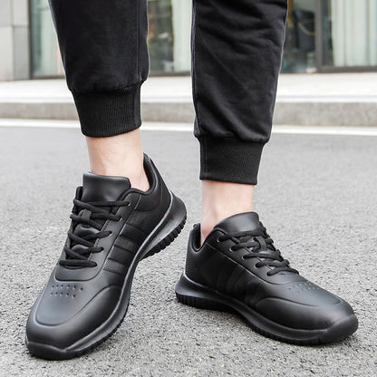 Couple causal Chef Shoes four Season new Lightweight Soft Sole Comfort Oil proof Men and Women's Chef Business Work Leather Shoe