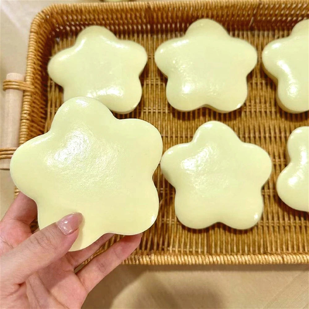 Squishy Simulated Star Cake Squeeze Toy Stress Relief Slow Rising Sensory Fidget for Anxiety ADHD Autism Gift for Kids Adults