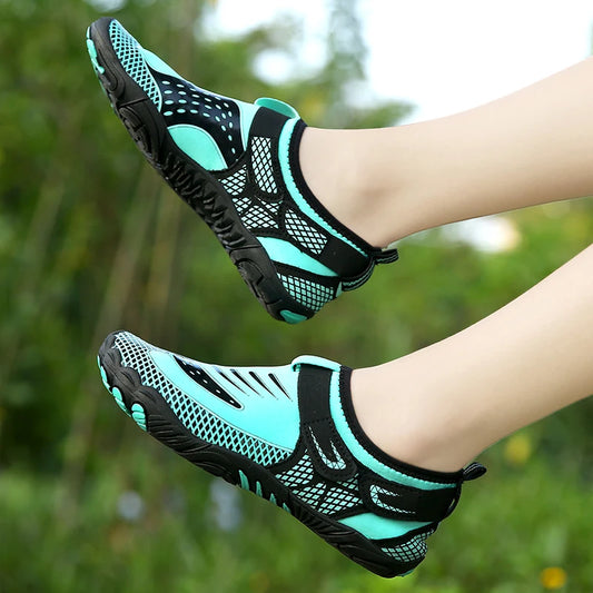 Swimming Shoes Men Beach Aqua Shoes Women Quick Dry Barefoot Upstream Surfing Slippers Hiking Water Shoes Wading Unisex Sneakers