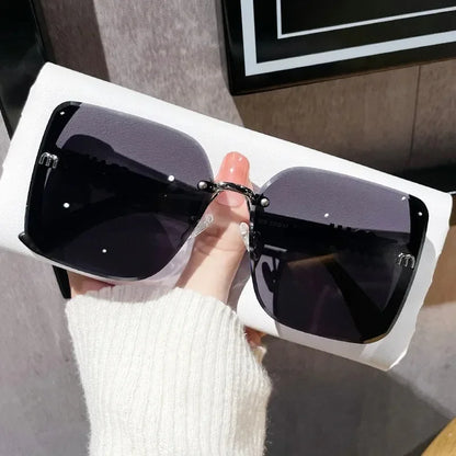 Rimless Fashion Sunglasses Women Luxury Letter Design Vintage UV400 Sun Shades