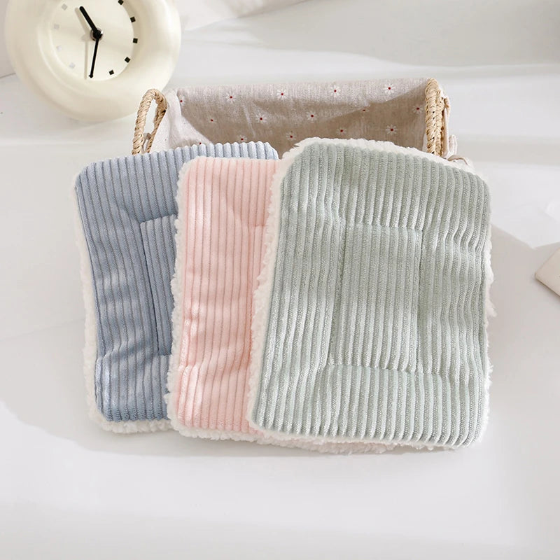 Hamster Bed House Winter Warm Squirrel Hedgehog Rabbit Chinchilla Bed Mat Nest Accessories