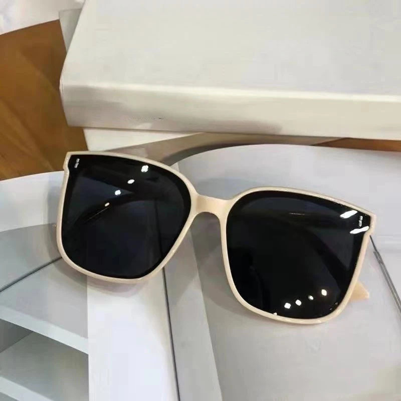 Korean Fashion Black Square Sunglasses Unisex UV400 Trendy Street Style Eyewear