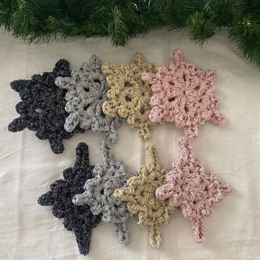 Black Sparkly Christmas Dinning Table Decor, Set of 8 pieces