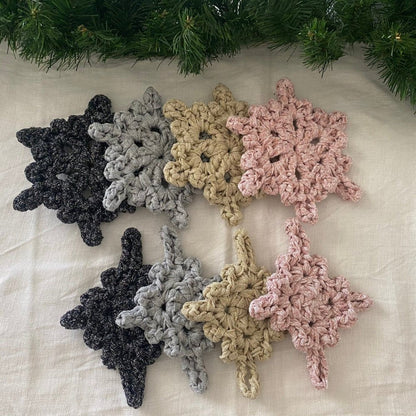 Black Sparkly Christmas Dinning Table Decor, Set of 8 pieces