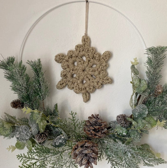 Gold Crochet Snowflake Christmas Ornament Set