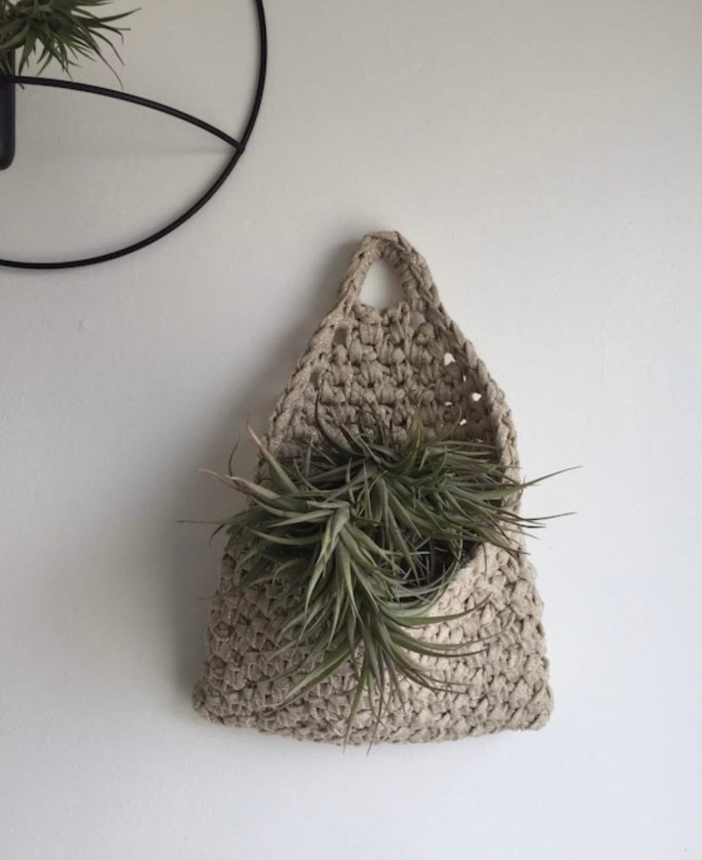 Gold Sparkly Hanging Pocket - Modern Wall Decor