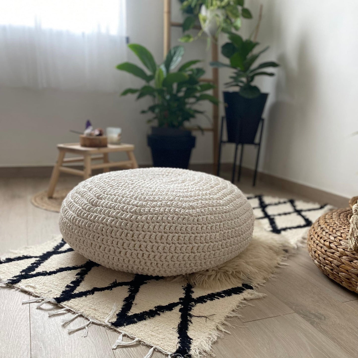 Round Floor Poufs - Modern Seating Pillows